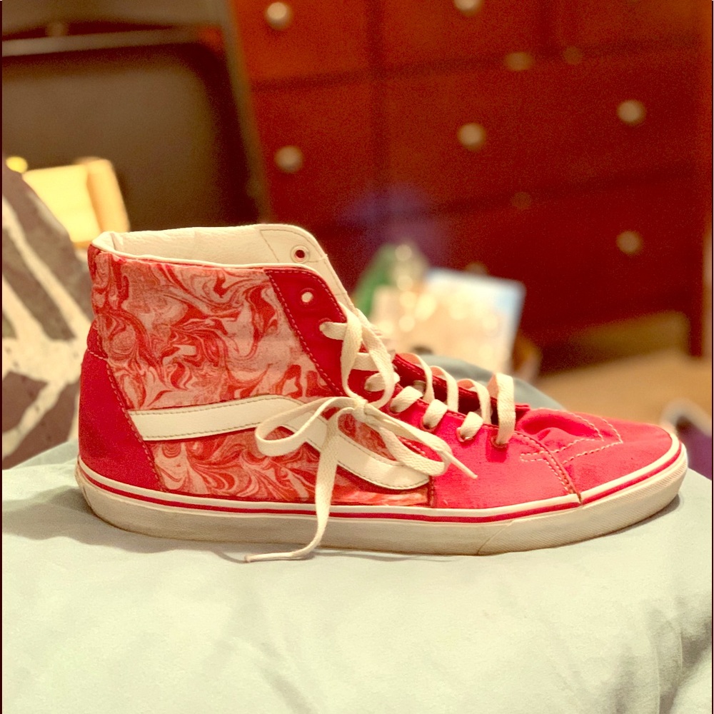 CUSTOM RED SK8-HI Vans